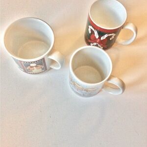 New  3 Christmas Theme Mugs